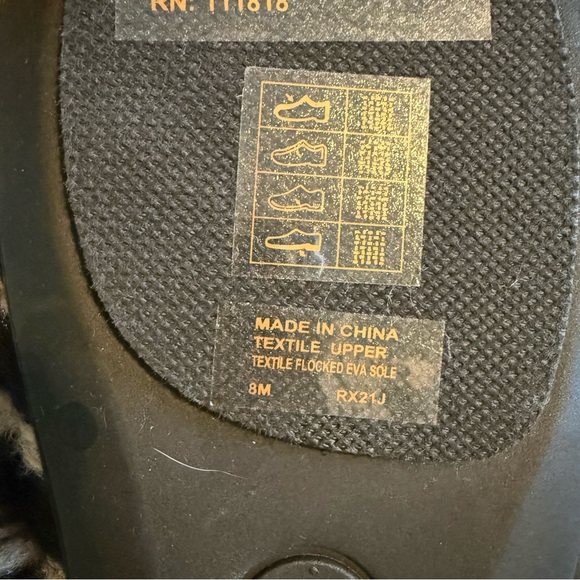 Michael Kors Alexis Closed Toe Faux Sherpa Slippers - Picture 8 of 9